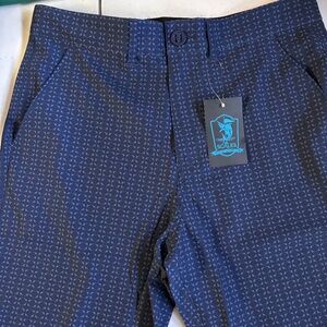 New mens Scales shorts size 30